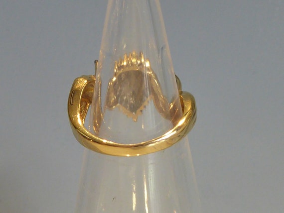 9ct Solid Gold Diamond Cluster Ring - image 4