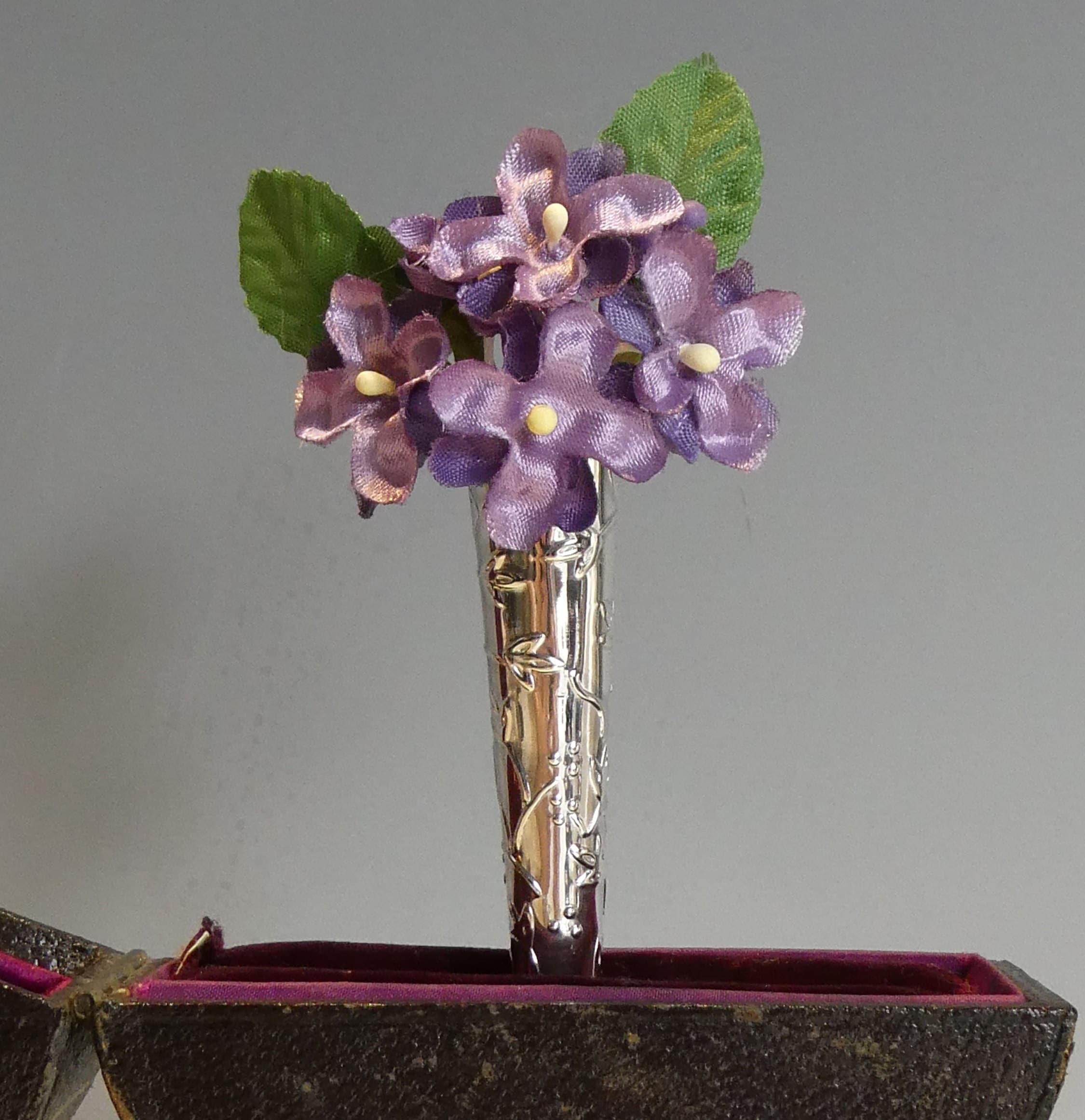 Posy Holder Brooch - Etsy UK