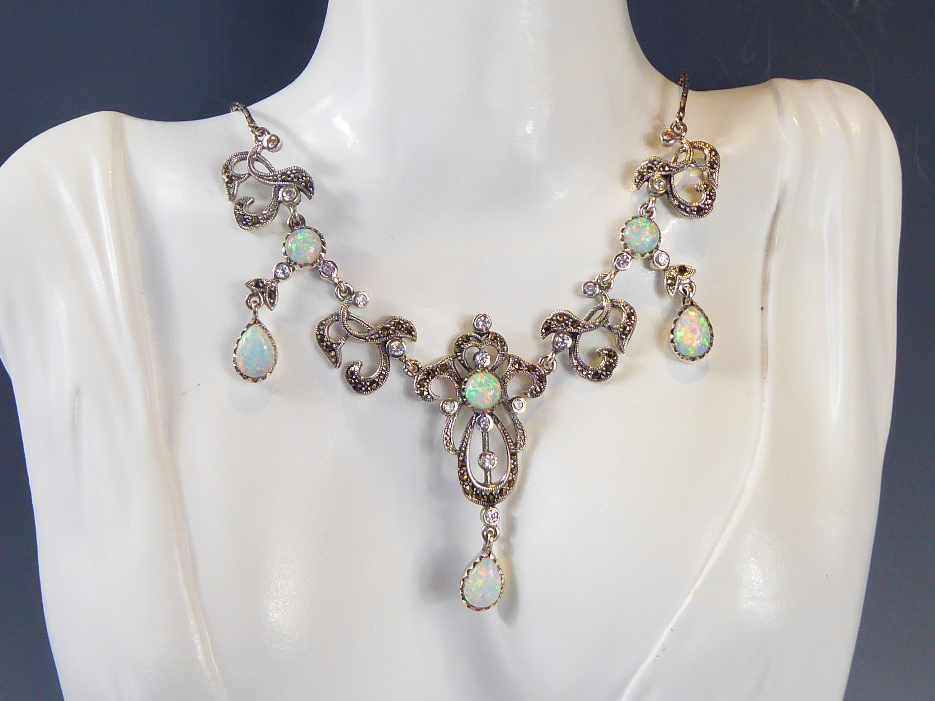 シルバー ビクトリアン スタイル オパール セット シャンデリア