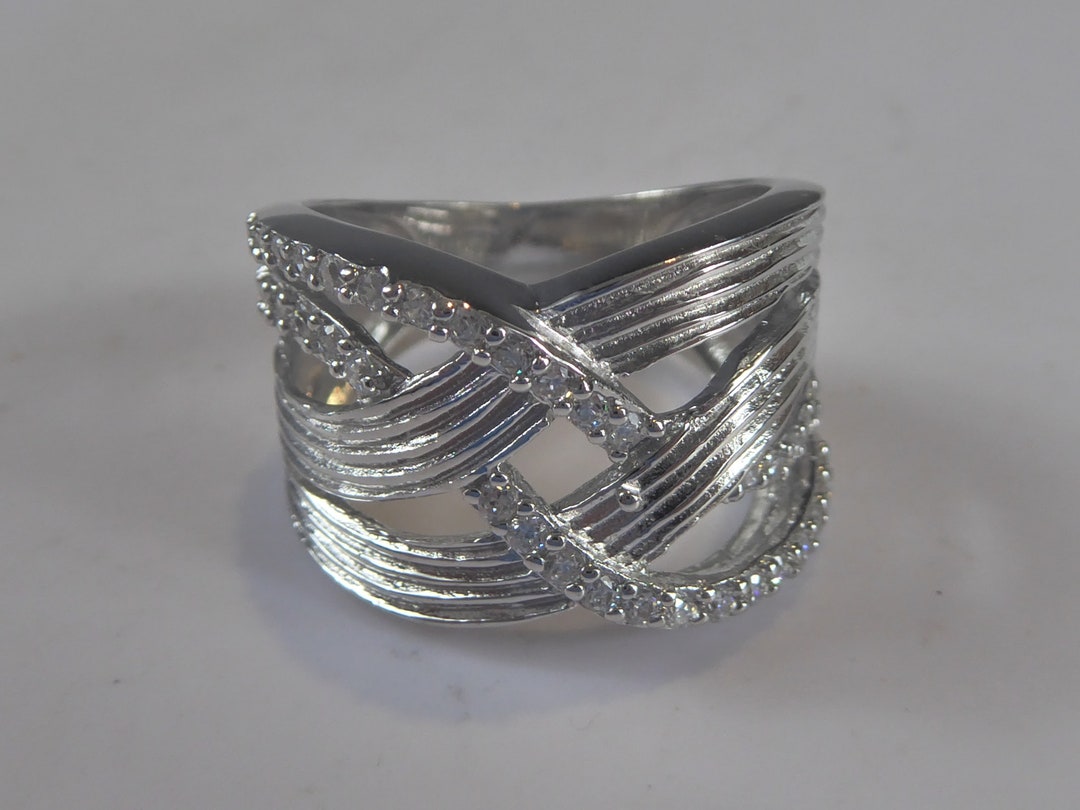 Silver Wide Cross Over Band Ring - Etsy