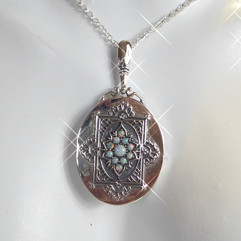 Handmade Locket - Etsy