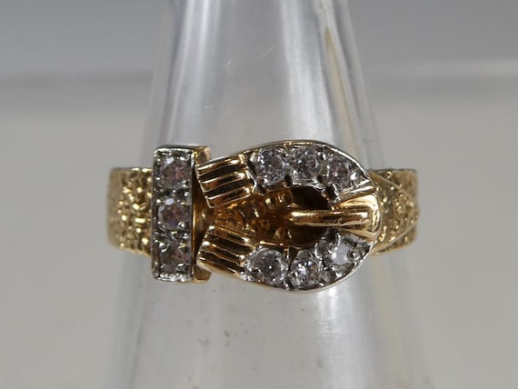 9ct Solid  Gold Buckle Ring - image 2