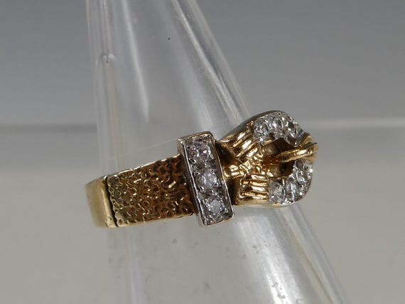 9ct Solid  Gold Buckle Ring - image 4