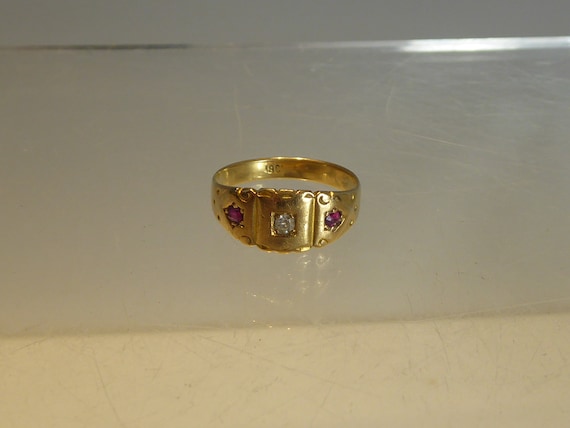 Victorian 18ct Ruby & Diamond Ring - image 10