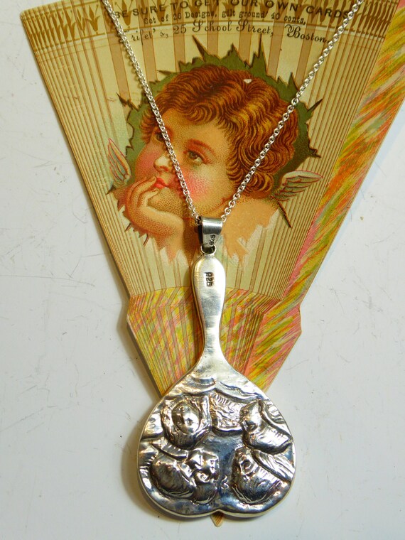 Victorian style Solid Silver Valentine Heart shap… - image 2