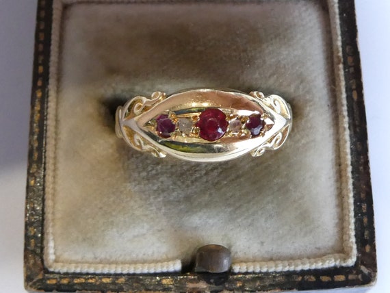Fine Antique 18ct Ruby & Diamond Ring - image 5