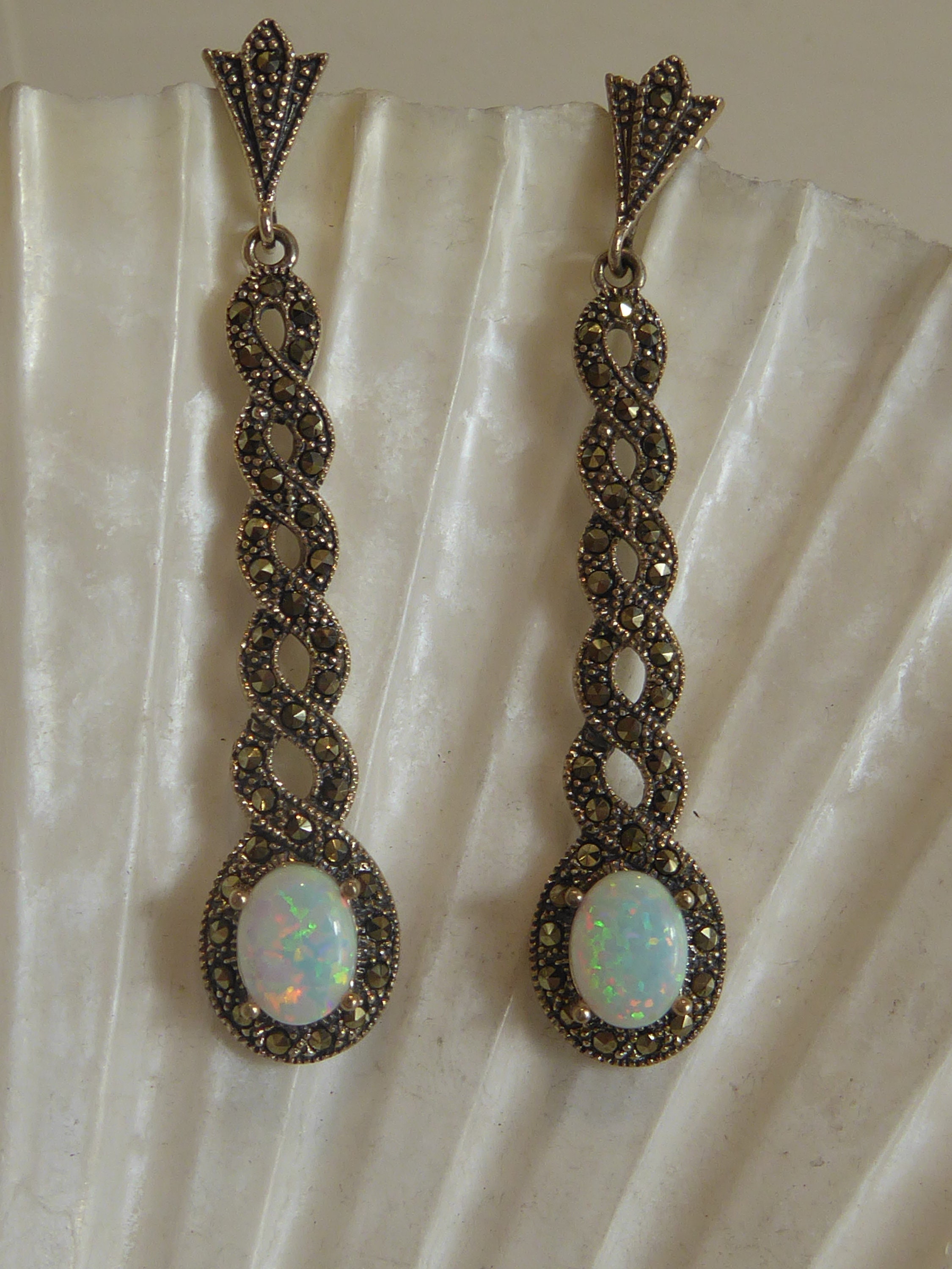 Boucles D'oreilles Pendantes Argent 925 Avec Marcassites - Forme Double Ovale, Fabrication Thaïlande