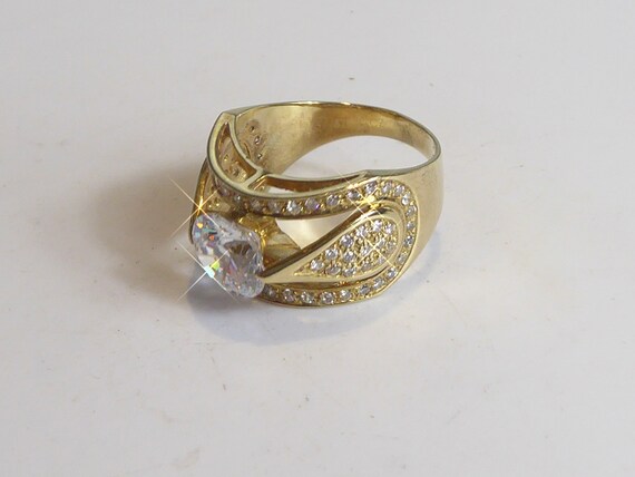 Stunning Impressive Solid 9ct Gold Solitaire Set … - image 5