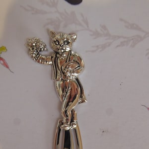 Cute Solid Silver Wedding Cat Bookmark