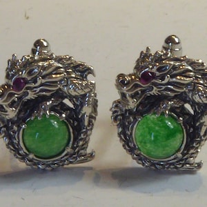 Coppia Silver Jade & Ruby Eye Set Dragon Cufflinks