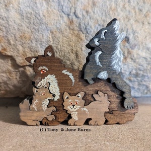 Wolf Family puzzle , Wooden Jigsaw Animal puzzle , scrollsaw puzzle , handcrafted