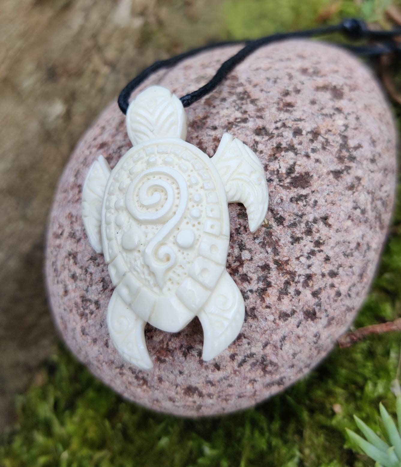 Small Bone Turtle Pendant, New Zealand handcrafted necklace – The Bone Art  Place
