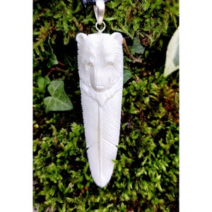 Knochen Bär Anhänger: Hand geschnitzte Büffel-Knochen-Feder-Anhänger