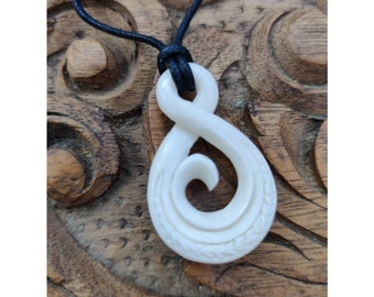 Bone Eternity Wave Twist Knot Maori Surf Style