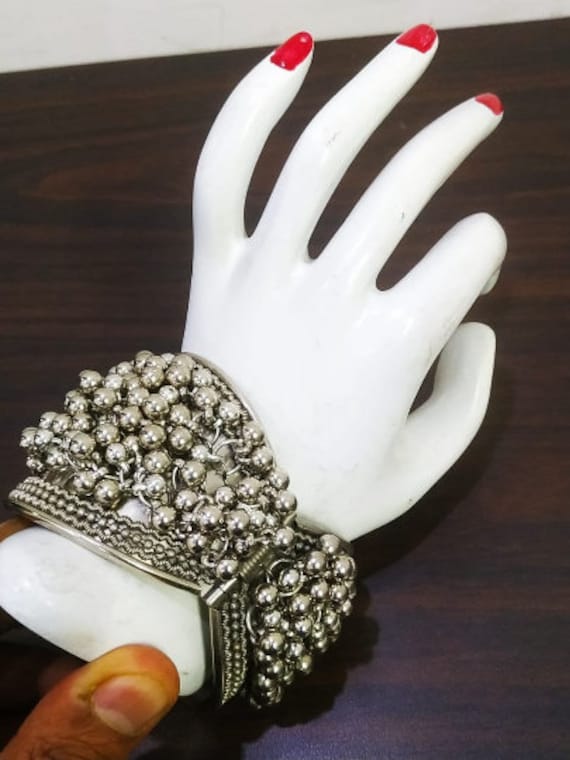 6pcs Snake Bone Chain Twisted Bracelets Set For Girls - Fashionable Alloy  Jewelry Accessories | SHEIN USA