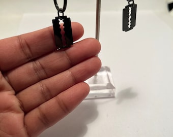 Stainless Steel Black Razor Blade Earrings, unisexual