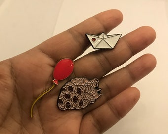IT, Röd Ballong Emalj Pin, Stephen King, Cirkus Pin, Seriemördarsamling