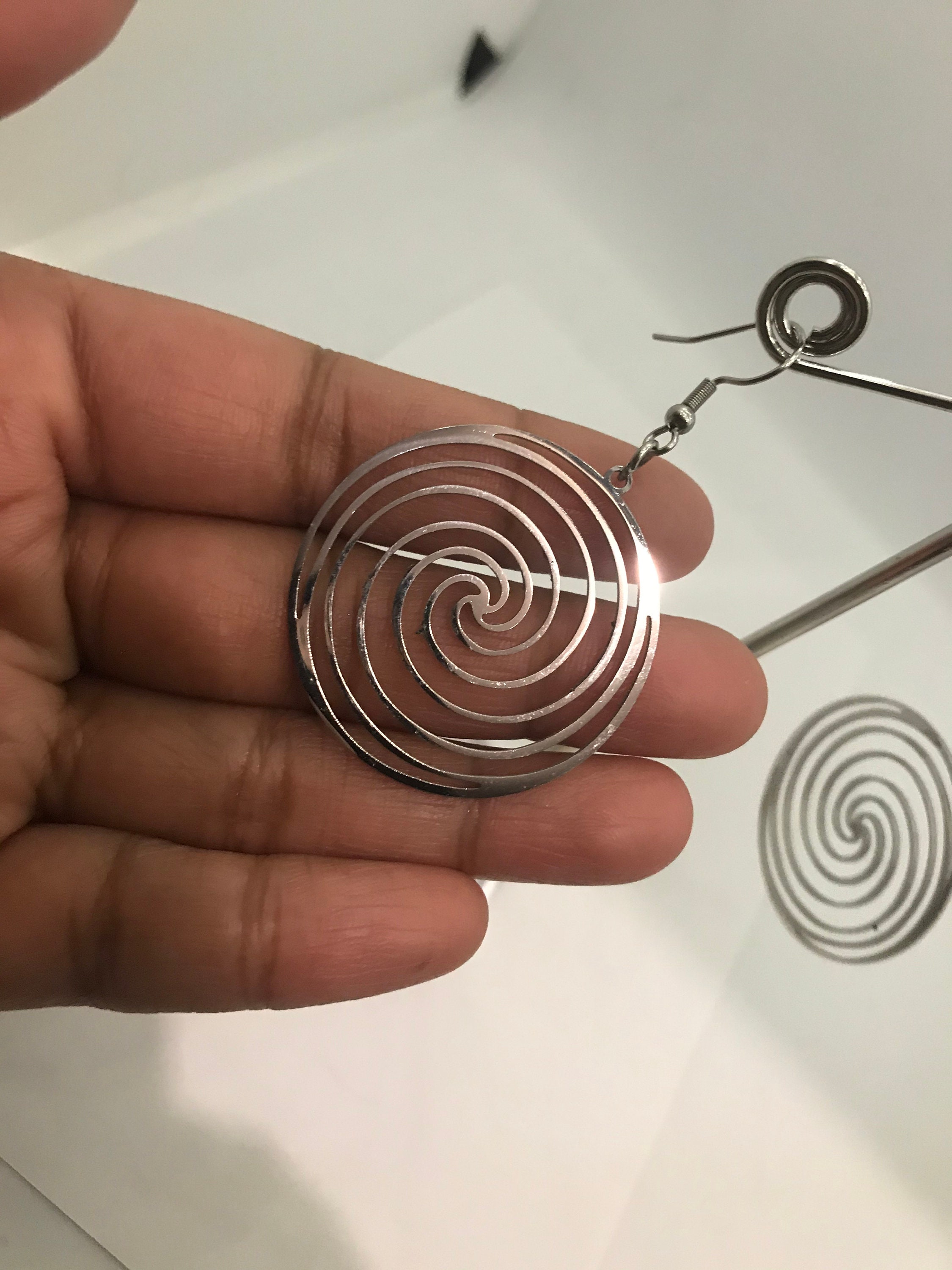 ☆DANA BURTON☆ Six Circles Connect Earrings Lotte Duty Free