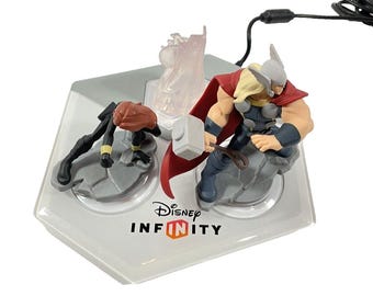 Disney Infinity 2.0 Edition Microsoft Xbox 360 Game Pad Marvel Super Heroes Video