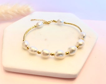 Large Pearl Beaded Bracelet