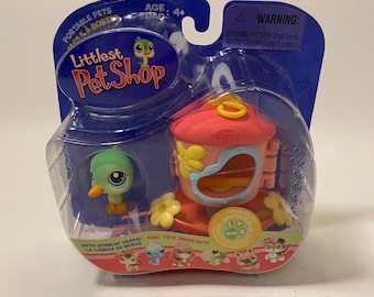 Littlest Pet Shop Green Hummingbird with Feeder #208