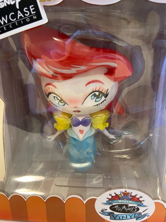 Disney Showcase Collection - Ariel the Little Mermaid - the World