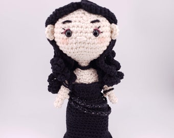 CROCHET PATTERN The Witcher - Yennefer of Vengerberg Amigurumi