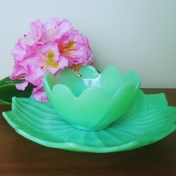 Jadeite Fire King Lotus Blossom Bowl and Plate. Vintage Fire King Jadeite Lotus Blossom Set