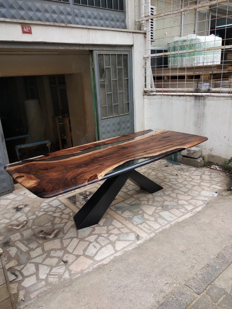 WIE STELLE ICH EINEN TISCH AUS HARZ UND HOLZ HER (LIVE EDGE WIE STELLE ICH EINEN TISCH AUS HARZ UND HOLZ HER (LIVE EDGE
