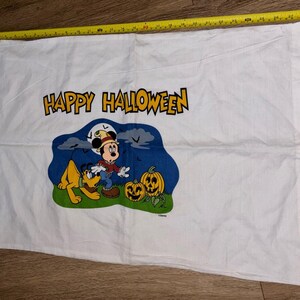 Funda de almohada Disney Happy Halloween Mickey Pluto 29” D73