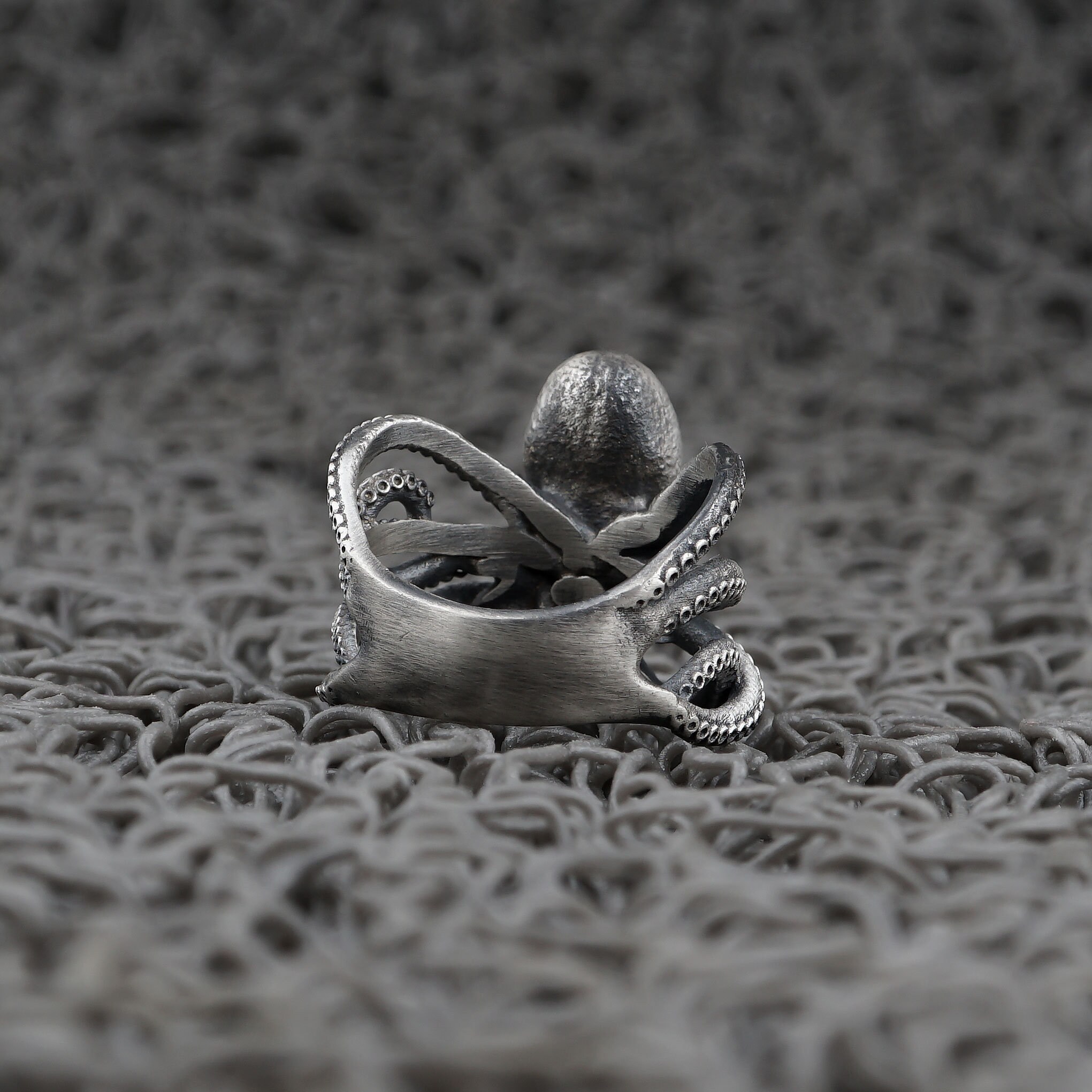 Just Like Real Life Sea inspired silver ring 'Octopus' - famaraspirit