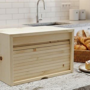 Klassische Zirbenbrotdose "Family" high (L/T/H): 40 × 28 × 24 cm, Brotkasten Zirbe