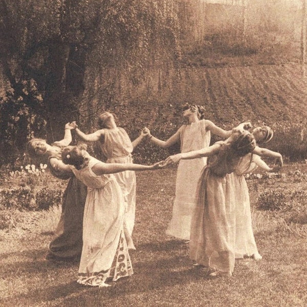 Dancing Witches Photo Witch Dance Witchcraft Halloween Vintage Photo Psychic Wiccan White Black Magic Weird Photo Print Crazy Scary 24A