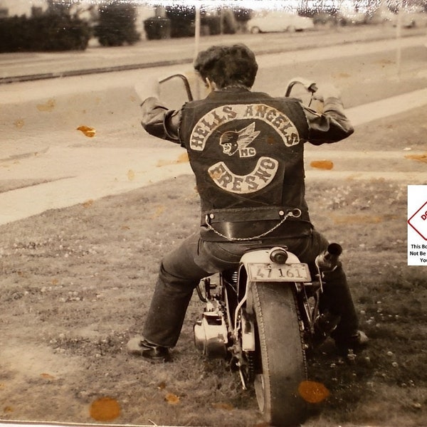 Hells Angels Fresno Biker Gang Harley Davidson Motorcycle Leader Guys Rider Gang Member Club 70s 4x6 5x7 8x10 Photo sépia Affiche Imprimer 234C