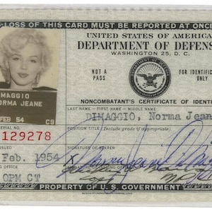 Marilyn Monroe 1954 DOD ID (Norma Jeane Dimaggio) Dept Of Defense ID Collectors Item Blonde Dombshell 4x6 Glossy Photo Vintage Print 9457