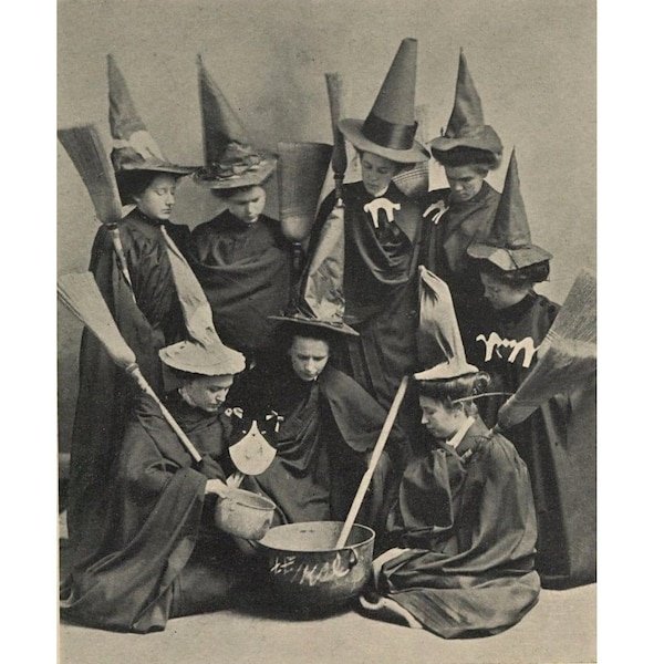 Creepy Witches Coven Vintage Scary Witch Strange Vintage Photo Spooky Witchcraft Black Magic Spirits Spiritualism Coven Vintage Print 67A