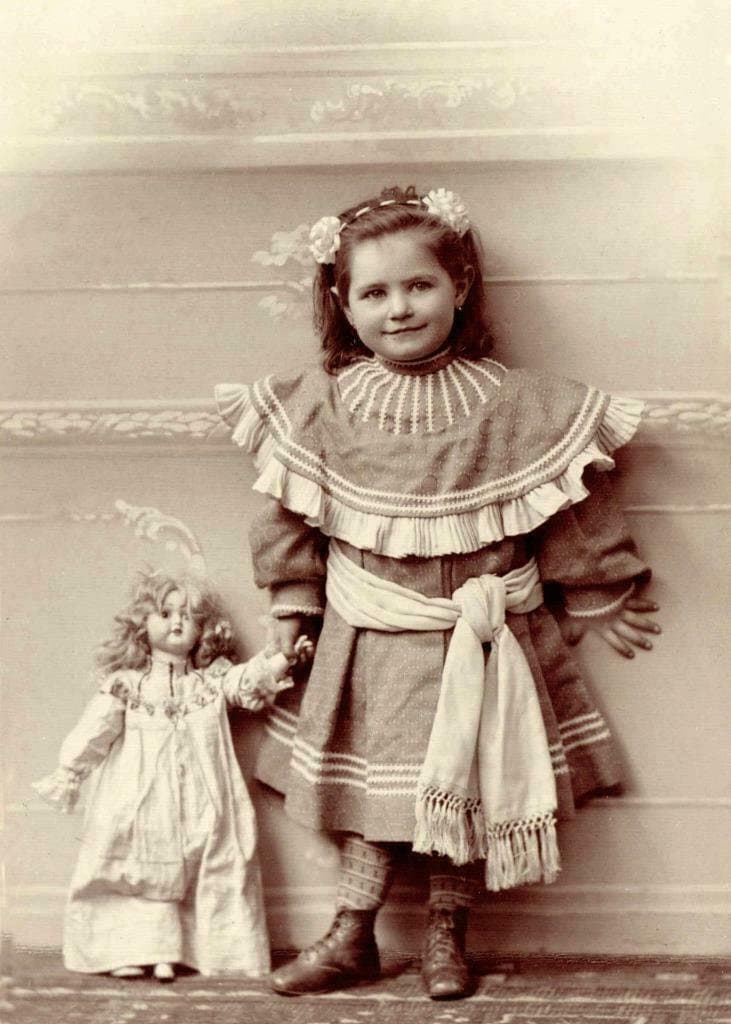 Young Girls Vintage Young Girls Vintage