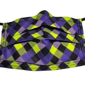 Haunting Halloween Plaid Mask Adjustable Reusable Face Mask with Nose Pinch Wire and Filter Compartment 100% cotton double layer