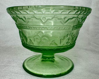 Plato bajo para sorbete de vidrio Federal Glass Patrician UV Green de estilo vintage / Vidrio de uranio
