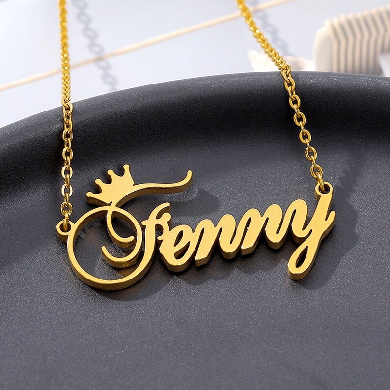 Custom Crown Name Necklace Personalized Name Necklace Etsy