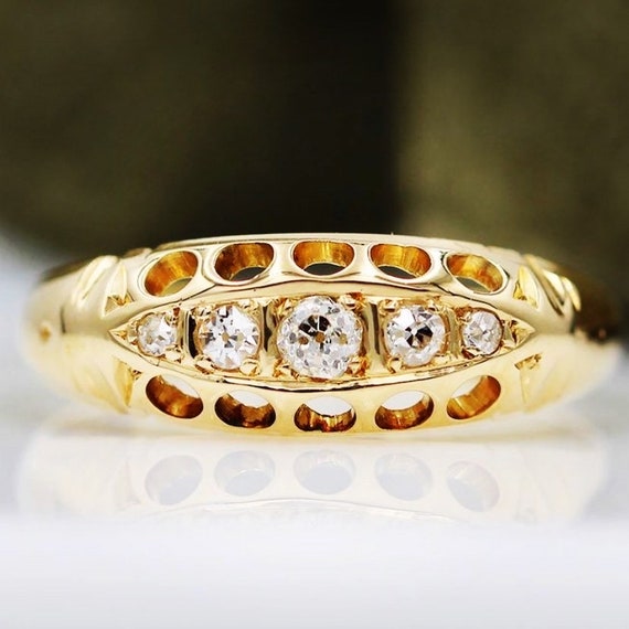 Antico anello di diamanti