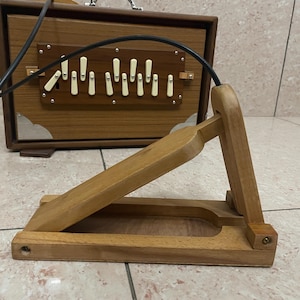 Handmade Teak Wood Shruti Box: 440Hz Indian Instrument with Foot Pedal