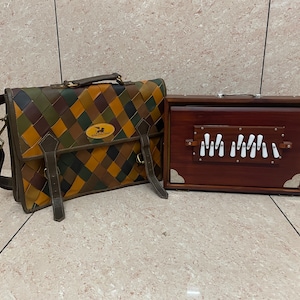 Teak Wood Shruti Box: 13 Key Handcrafted Indian Instrument