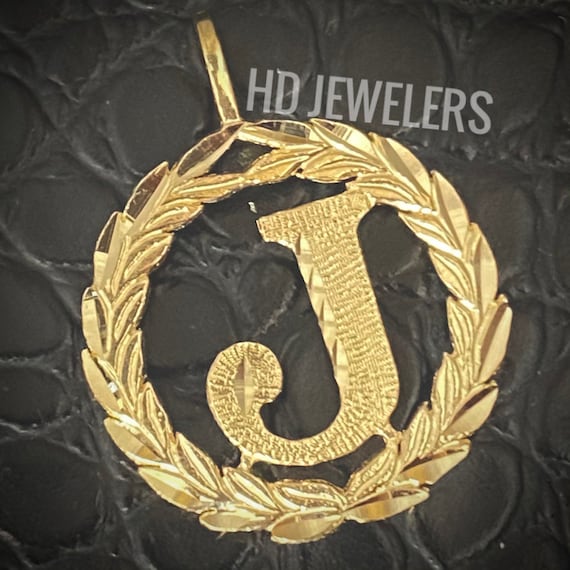 14k gold j pendant best sale