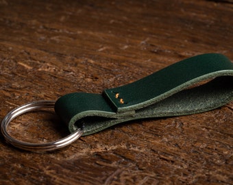 Customizable full grain leather key ring - Bottle green