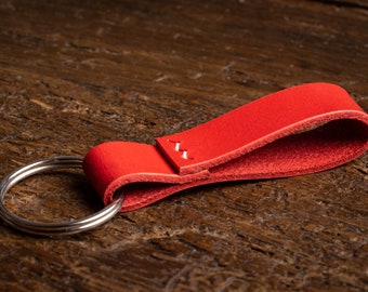 Customizable full grain leather key ring - Red