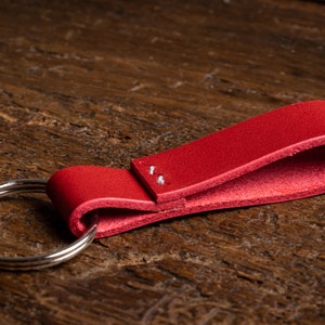 Customizable full grain leather key ring Bordeaux image 1