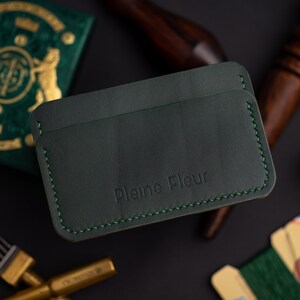 Tarjetero - Elaborado en piel plena flor - Koala Verde Leather