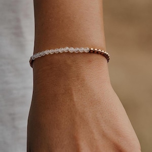 Clear Quartz and Copper Bead Bracelet - Gift box and pouch included