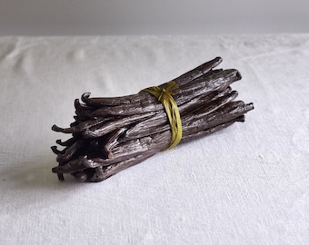 Grade A Tahitian Vanilla Beans. The Biggest, Plumpest Beans you will find!